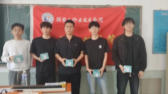 探索校园秘境 凝聚团队力量 | tyc122cc太阳成集团举办校园定向越野活动