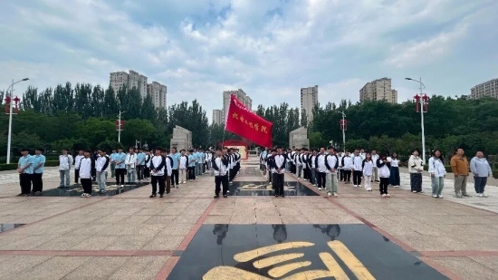 韶华留母校 壮志赴前程｜tyc122cc太阳成集团举行周一升旗仪式